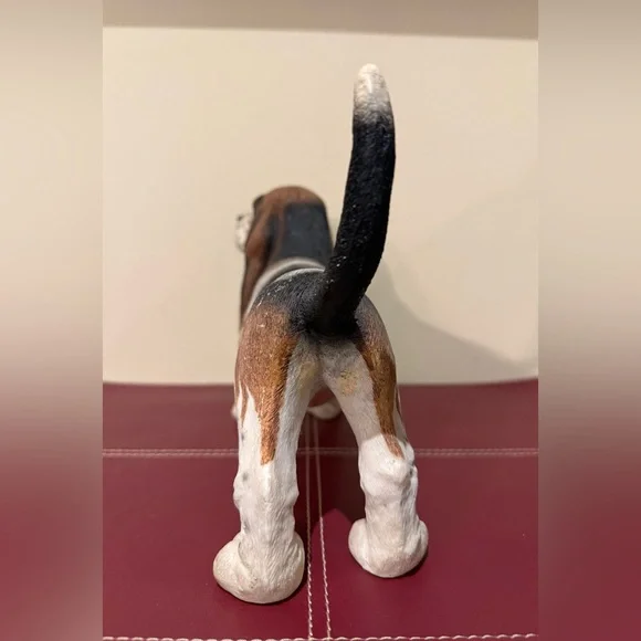Basset Hound Figurine Standing Resin 7.5” tall - Picture 3 of 12